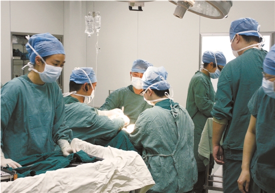 说明: http://img.zjolcdn.com/pic/0/05/90/47/5904785_183399.jpg